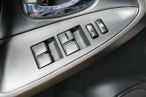 Внедорожник Toyota RAV4 2010 года, 1159000 рублей, Тюмень