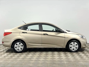 Седан Hyundai Solaris 2012 года, 619900 рублей, Казань