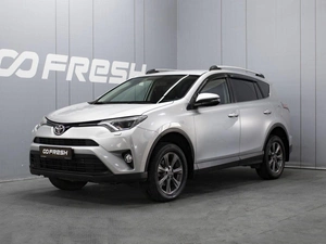 Внедорожник Toyota RAV4 2017 года, 2495000 рублей, Омск