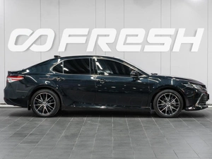 Седан Toyota Camry 2023 года, 4099000 рублей, Сургут