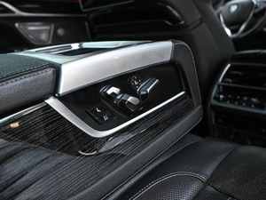 Седан BMW 7 серия 2017 года, 3274000 рублей, Кирилловка