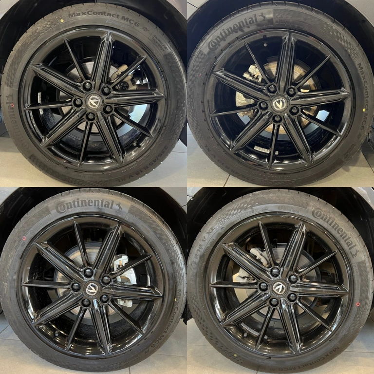 Фото