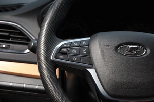 Седан ВАЗ (LADA) Vesta Cross 2023 года, 1289000 рублей, Новосибирск