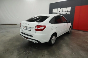 Лифтбек ВАЗ (LADA) Granta 2024 года, 930000 рублей, Курск