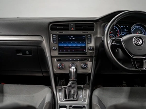Универсал Volkswagen Golf 2013 года, 950000 рублей, Красноярск