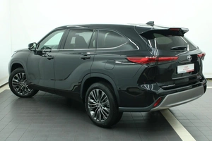Внедорожник Toyota Highlander 2025 года, 5260000 рублей, Красноярск
