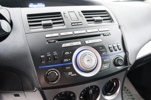 Седан Mazda 3 2010 года, 1029000 рублей, Красноярск