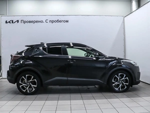 Внедорожник Toyota C-HR 2017 года, 2070000 рублей, Красноярск