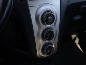 Хетчбэк Toyota Yaris 2008 года, 599000 рублей, Большой Сочи