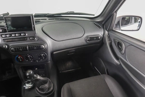 Внедорожник ВАЗ (LADA) Niva Travel 2023 года, 1019000 рублей, Пермь