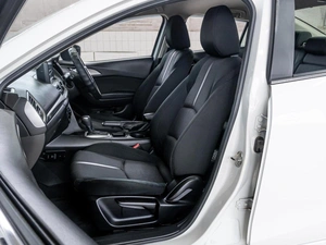 Седан Mazda Axela 2018 года, 1569000 рублей, Краснодар