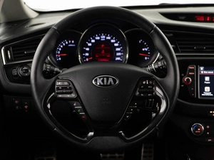 Хетчбэк Kia Ceed 2017 года, 1397444 рублей, Москва