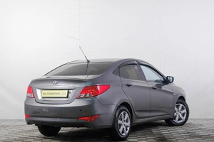 Седан Hyundai Solaris 2015 года, 819000 рублей, Кемерово