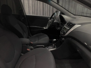 Седан Hyundai Solaris 2011 года, 740000 рублей, Красноярск