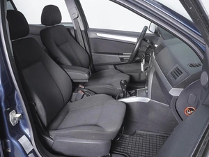 Седан Opel Astra 2010 года, 460000 рублей, Ростов-на-Дону