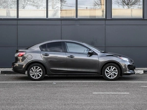 Седан Mazda 3 2012 года, 1059000 рублей, Кирилловка