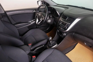 Седан Hyundai Solaris 2016 года, 869000 рублей, Пермь