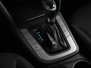 Седан Hyundai Elantra 2017 года, 1629000 рублей, Аксай