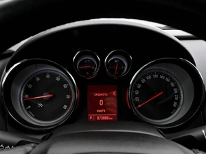 Хетчбэк Opel Astra 2012 года, 999000 рублей, Волгоград