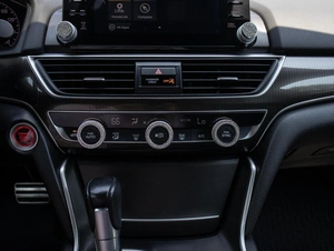 Седан Honda Accord 2020 года, 2050000 рублей, Большой Сочи