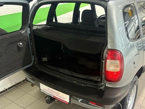 Внедорожник Chevrolet Niva 2008 года, 495000 рублей, Красноярск