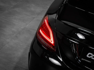 Седан Mercedes-benz C-класс 2018 года, 2499000 рублей, Тюмень