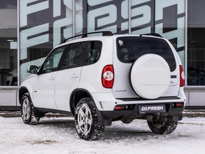 Внедорожник Chevrolet Niva 2018 года, 840000 рублей, Самара