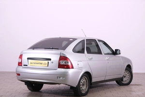 Хетчбэк ВАЗ (LADA) Priora 2011 года, 369000 рублей, Омск