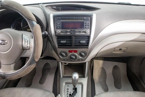 Внедорожник Subaru Forester 2010 года, 1349000 рублей, Барнаул