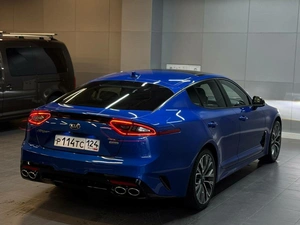 Лифтбек Kia Stinger 2018 года, 2797000 рублей, Красноярск