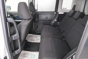 Минивэн Toyota Roomy 2017 года, 1149000 рублей, Красноярск