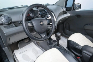 Хетчбэк Chevrolet Spark 2012 года, 669000 рублей, Челябинск