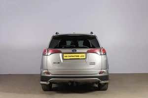 Внедорожник Toyota RAV4 2017 года, 2639000 рублей, Новосибирск