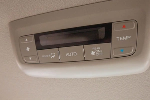 Минивэн Honda Stepwgn 2016 года, 1939000 рублей, Барнаул