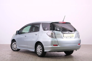 Универсал Honda Fit Shuttle 2013 года, 999000 рублей, Омск