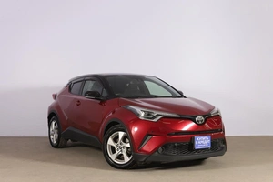 Внедорожник Toyota C-HR 2018 года, 2139000 рублей, Новосибирск