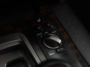 Внедорожник Toyota Land Cruiser 2010 года, 4200000 рублей, Тюмень