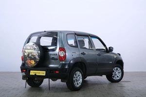 Внедорожник Chevrolet Niva 2014 года, 499000 рублей, Омск