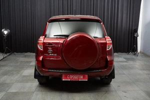 Внедорожник Toyota RAV4 2010 года, 1397000 рублей, Красноярск