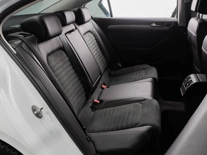 Седан Volkswagen Passat 2022 года, 3690000 рублей, Тюмень