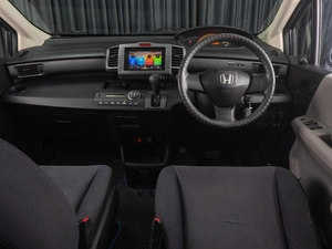 Минивэн Honda Freed 2008 года, 949000 рублей, Тюмень