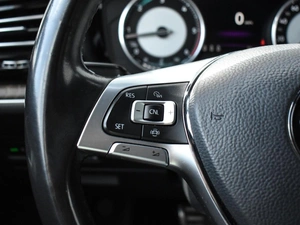 Внедорожник Volkswagen Touareg 2019 года, 3850000 рублей, Краснодар