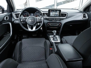 Хетчбэк Kia Ceed 2018 года, 1725000 рублей, Ставрополь