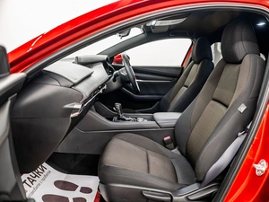 Хетчбэк Mazda 3 2019 года, 1750000 рублей, Красноярск