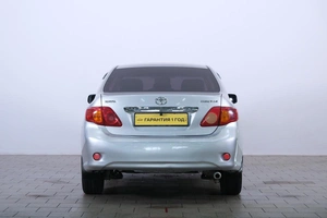 Седан Toyota Corolla 2006 года, 779000 рублей, Омск