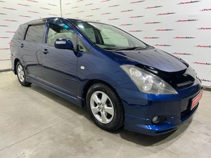 Минивэн Toyota Wish 2005 года, 765000 рублей, Красноярск