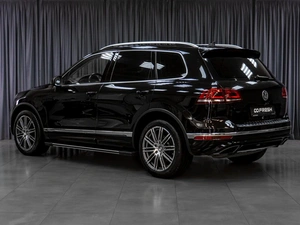 Внедорожник Volkswagen Touareg 2016 года, 3279000 рублей, Тюмень