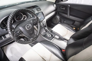 Седан Mazda 6 2011 года, 989000 рублей, Томск