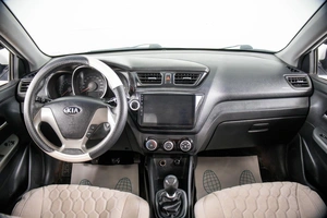 Седан Kia Rio 2015 года, 699000 рублей, Пермь
