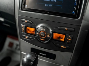 Универсал Toyota Corolla Fielder 2011 года, 910000 рублей, Красноярск